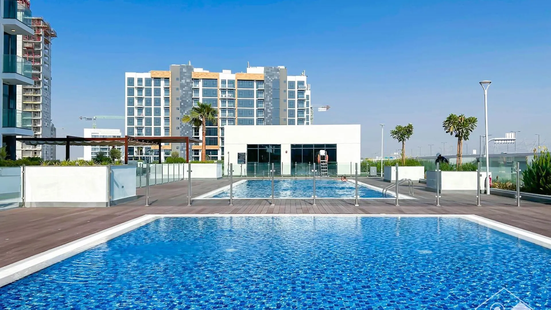 Stylish 1Br With Balcony In Azizi Riviera Apartment Dubai