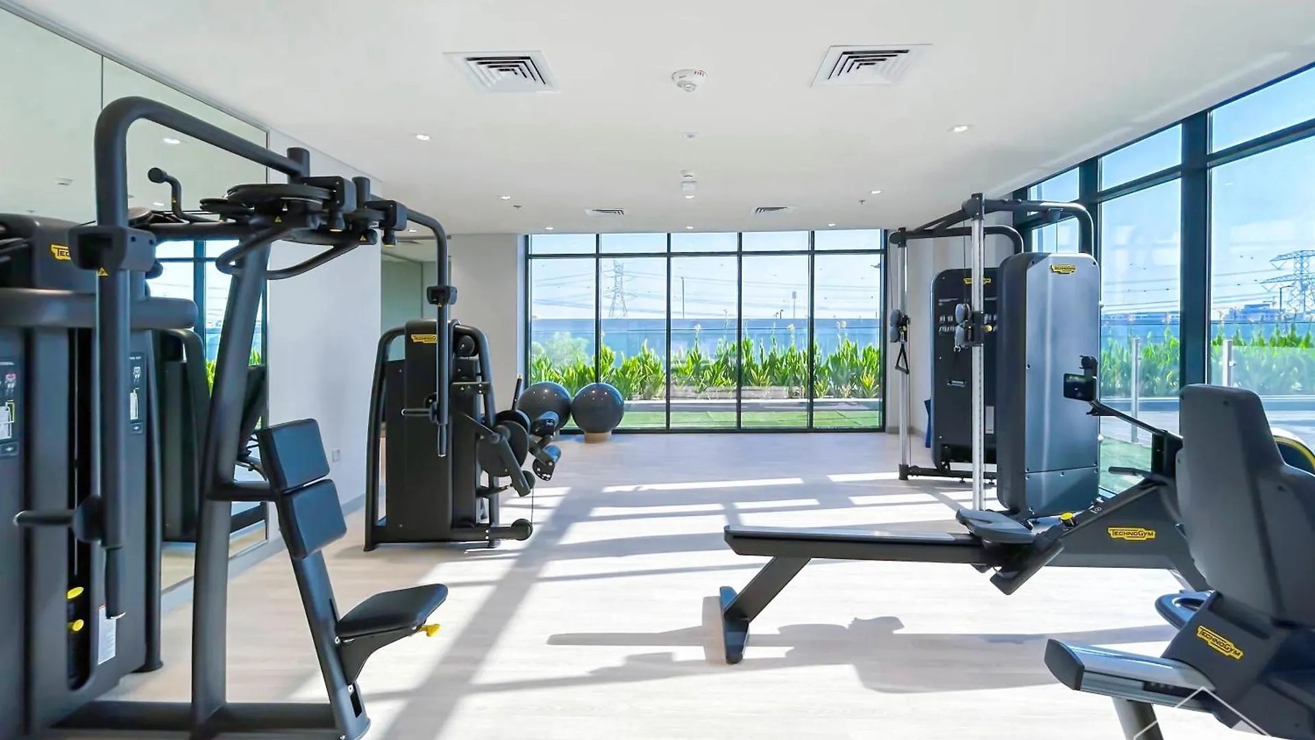 Stylish 1Br With Balcony In Azizi Riviera Apartment Dubai United Arab Emirates